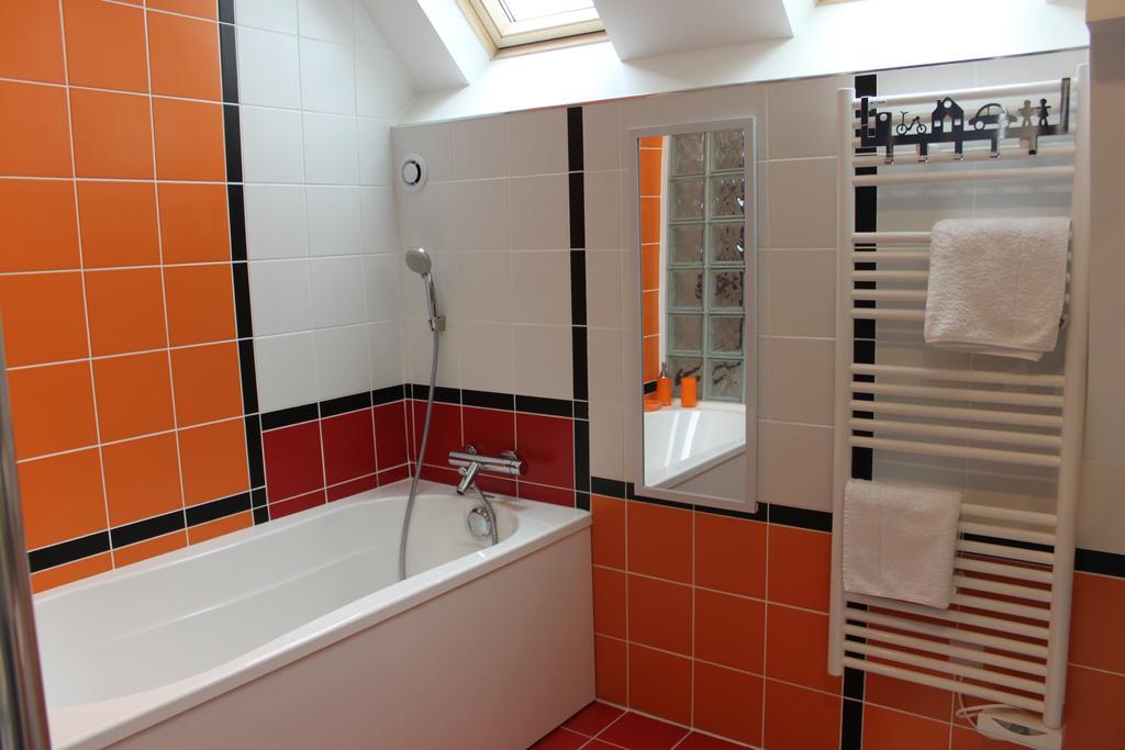 Au Coeur De Beauvais Bed and Breakfast Εξωτερικό φωτογραφία