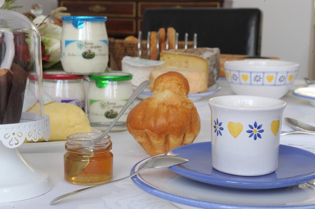 Au Coeur De Beauvais Bed and Breakfast Εξωτερικό φωτογραφία