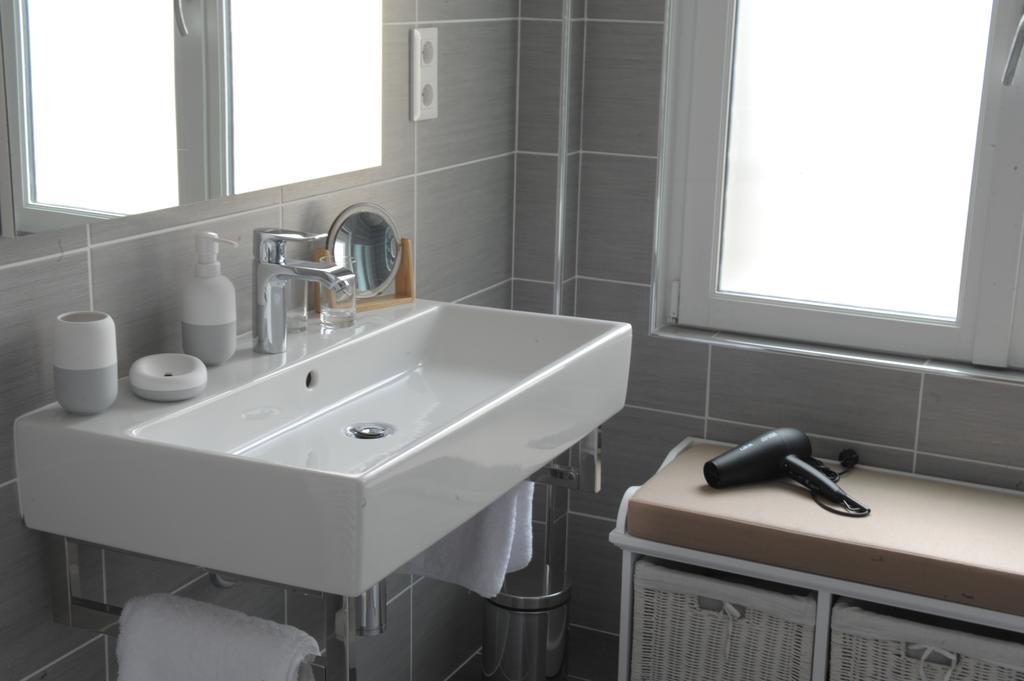 Au Coeur De Beauvais Bed and Breakfast Εξωτερικό φωτογραφία